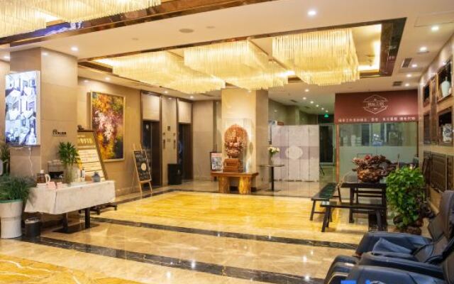 Crystal Holiday Theme Hotel