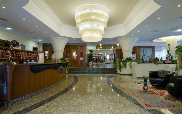 Savoy Beach Hotel & Thermal Spa