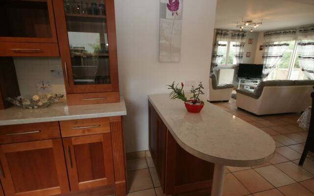 Authentic Villa in Erdeven France With Jacuzzi