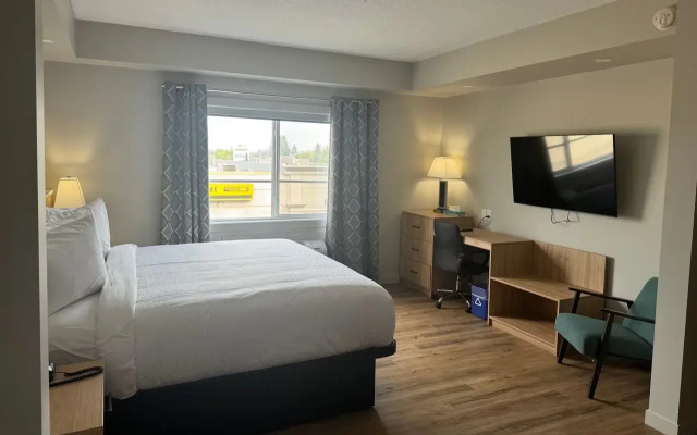 Baymont By Wyndham West Edmonton
