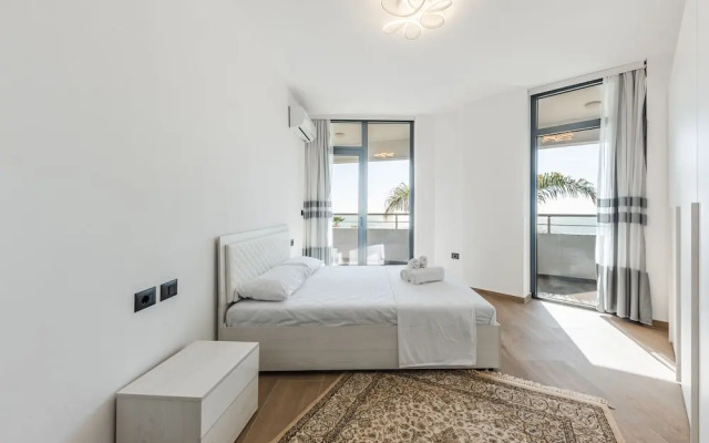 White Hill Suite by PS