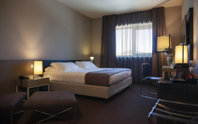 G Hotel