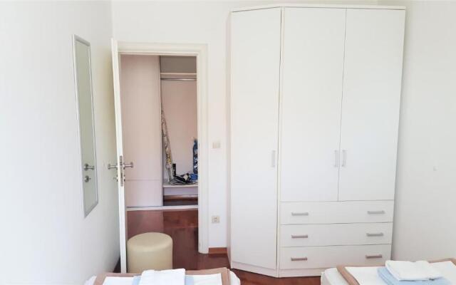 Apartments Laus