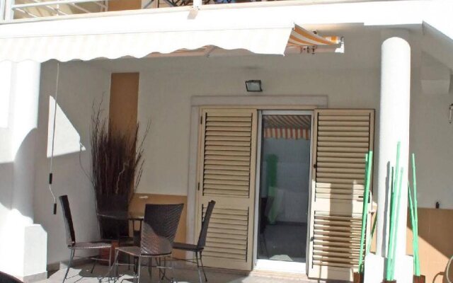 AHO Guest House