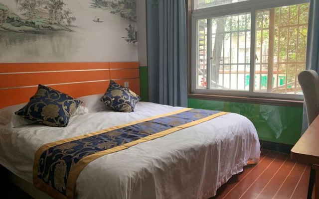 Zhenhang Hostel