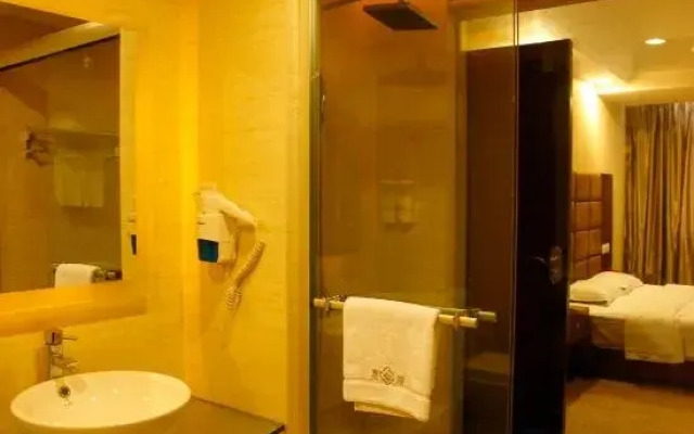Jia Hu Hotel