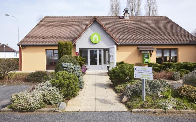 Kyriad Fontenay Tresigny