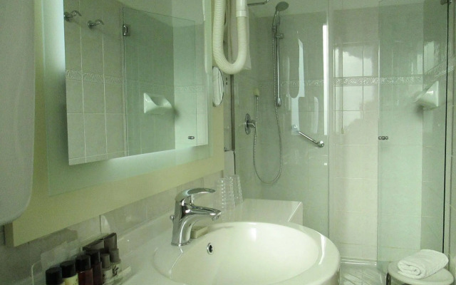 B&B Hotel Diano Marina Palace