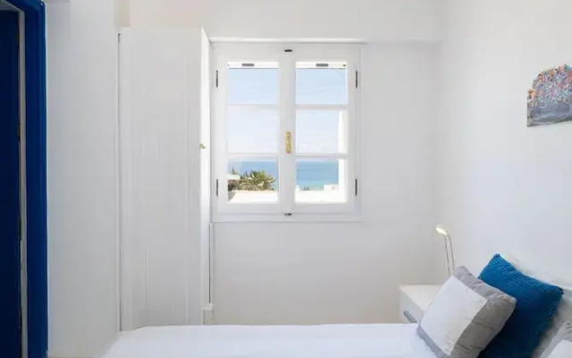 Beach House With Seaview