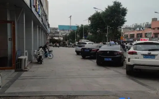 Hua Feng hotel