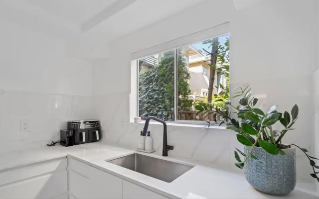 Modern Kits Family Duplex