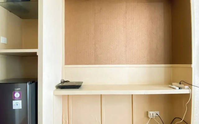 Cozy and Minimalist Studio Apartment Mangga Dua