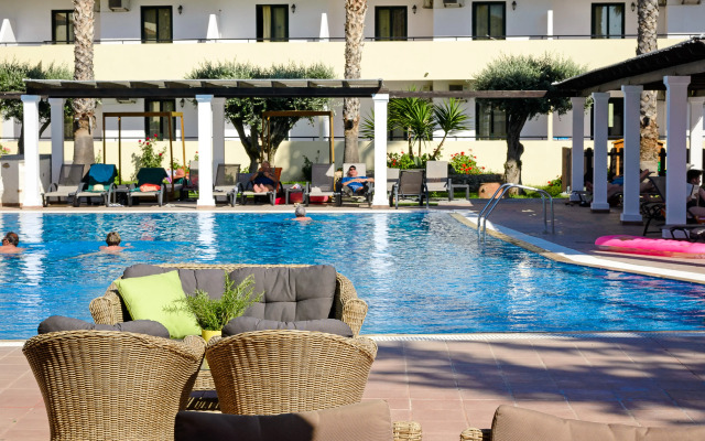 Pefkos Village Resort
