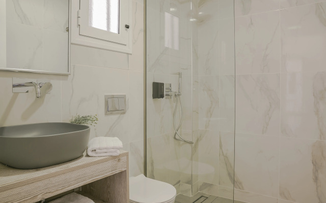 Astra Village Hotel Suites
