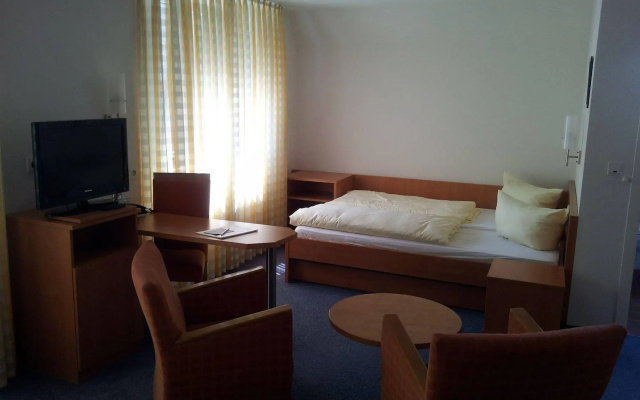 Hotel Löwen Garni - B&B