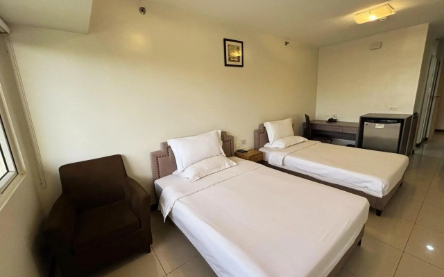 Extremeli Suites Manila powered by Cocotel