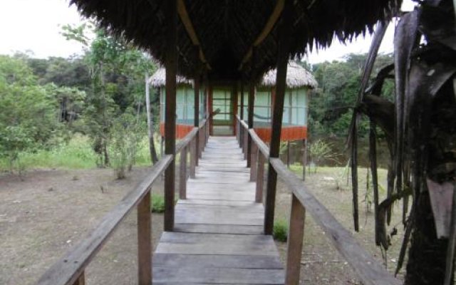 Ayaymama Eco Lodges & Expeditions