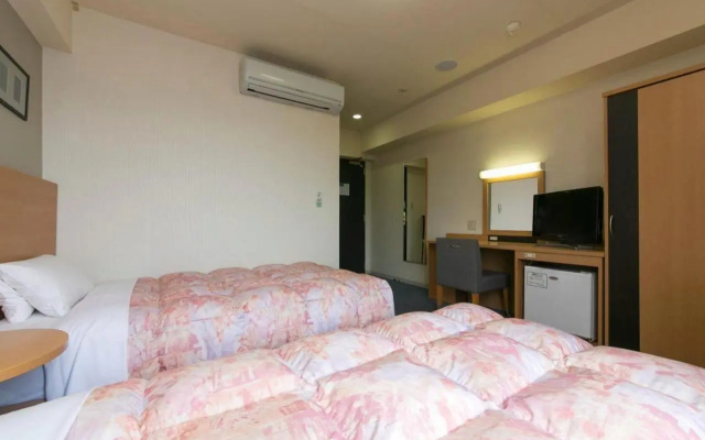 Hotel Econo Taki – Guest Rooms – Taki
