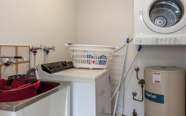 Tradewinds Unit 3, 110 Victoria Parade