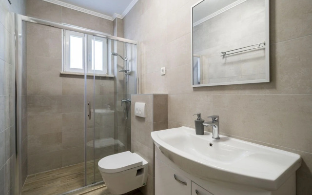Residence & Pool Villa Schwarz Suites