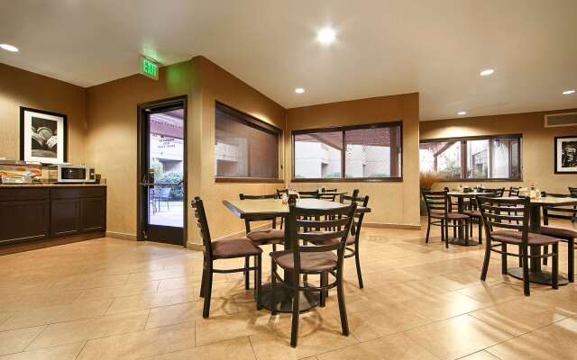 Best Western Plus Wine Country Inn & Suites