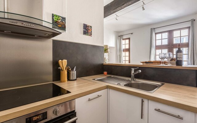 Cosy apartment in historic center by GuestReady