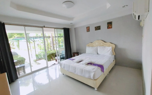Banana Park Hotel