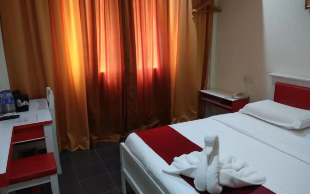 Pz Hotel