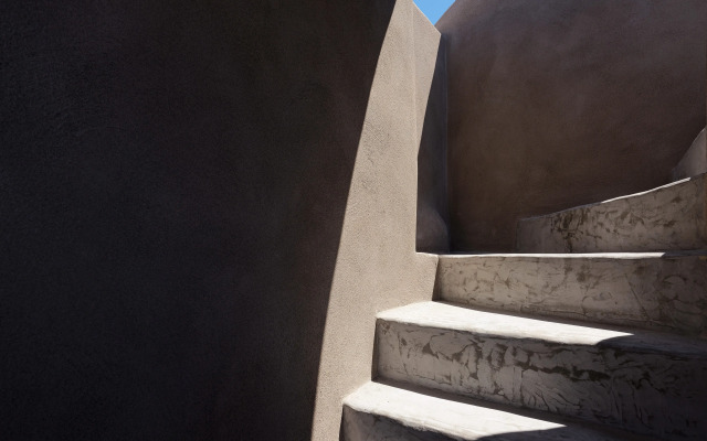Andronikos Canaves Santorini