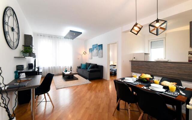 Corner Apartment