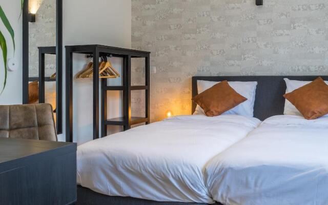 Hotel Huron