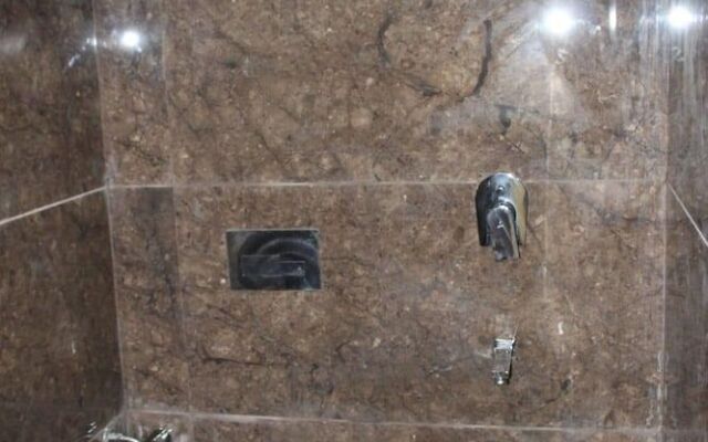 Parkside Navjyoti Hotel