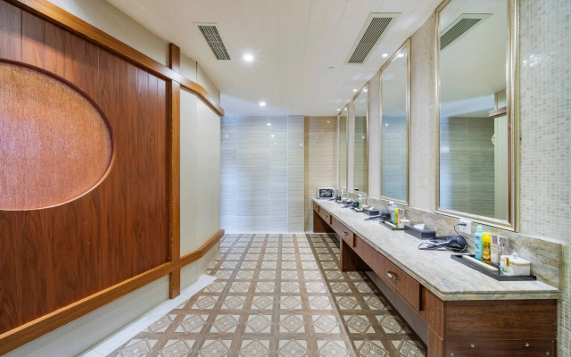 Ramada by Wyndham Guilin Yangshuo Resort