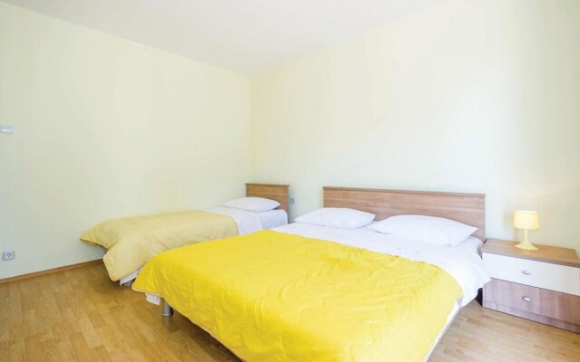 Awesome Apartment in Lovran With 2 Bedrooms and Wifi