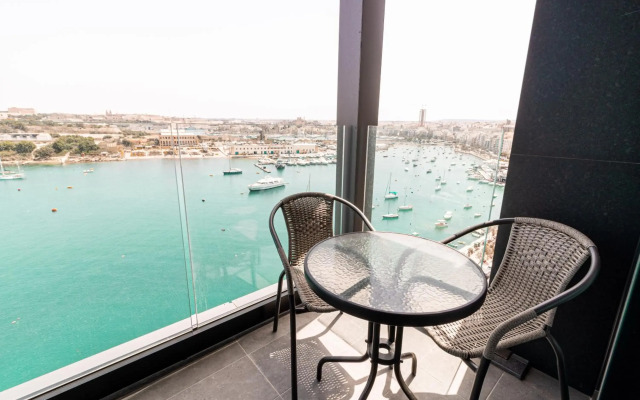The Londoner Hotel Sliema
