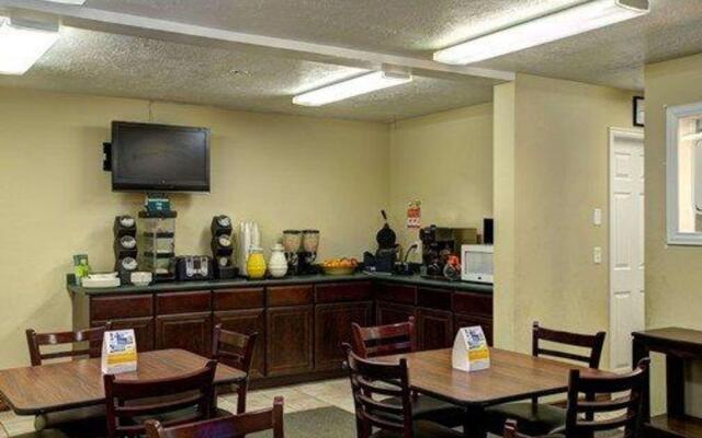 Cathedral Valley Inn