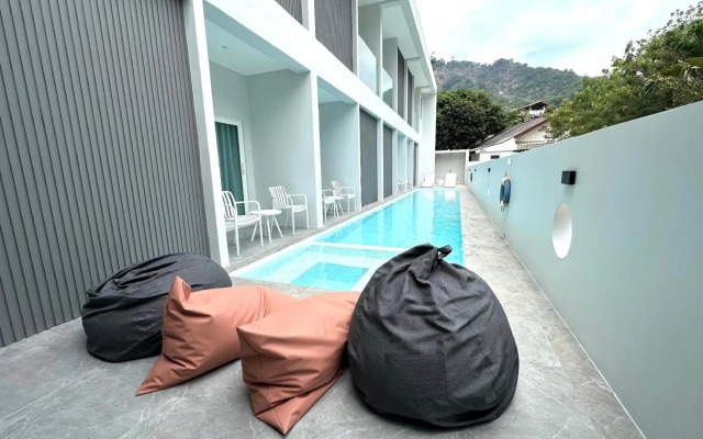 Kata Place Hotel
