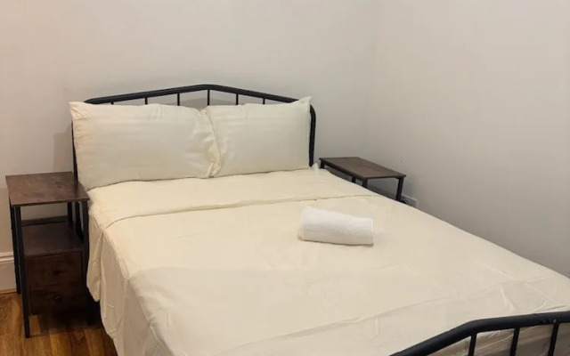 Charming London Apartment With 2 Bedrooms