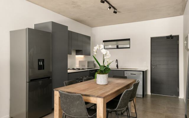 Hyde Park House Apartments