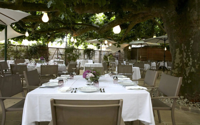 Hôtel Restaurant Claude Darroze