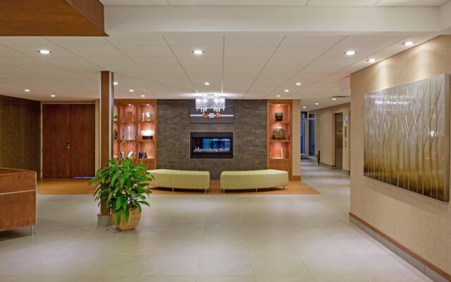 Holiday Inn Express Hotel Saint - Hyacinthe, an IHG Hotel