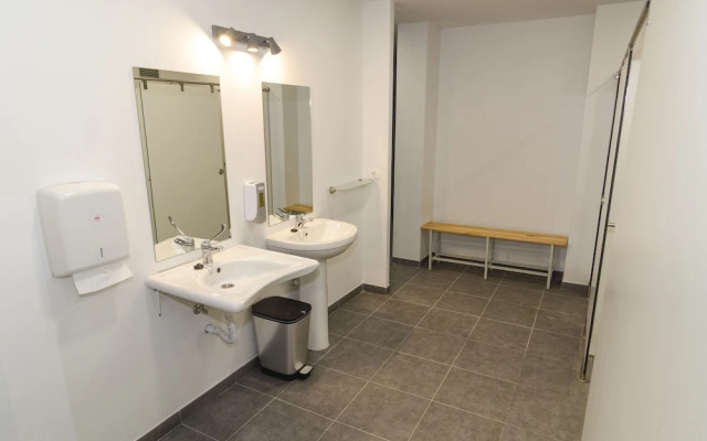 La Fabrica Urban Hostel