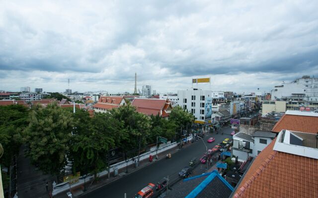 AlphaBed Hostel Bangkok