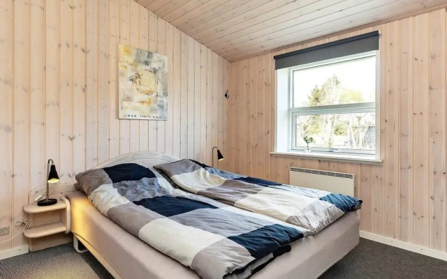 4 Star Holiday Home in Hals