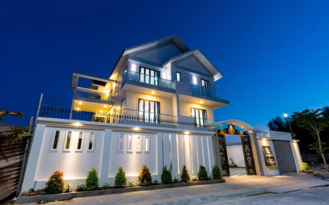 Palm Villa 29 (Luxury)