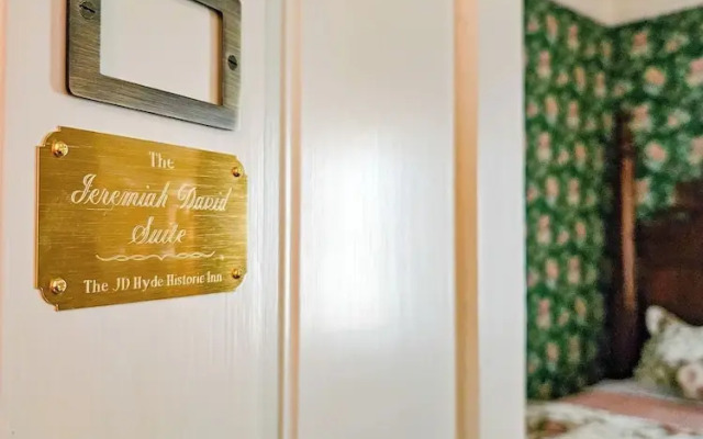 The JD Hyde Historic Inn