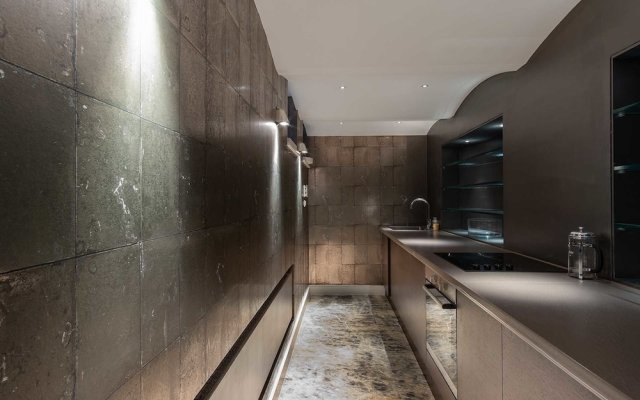 2 Luxe BDR Hans Place by The Residences
