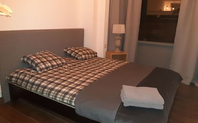 Diamond Bourse Apartments