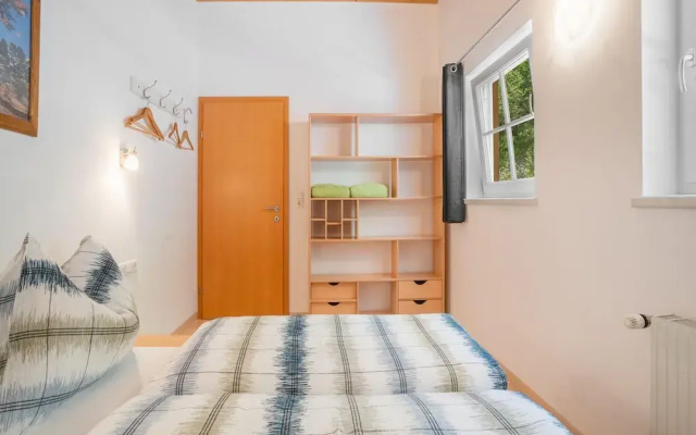 Group Apartment in Reitleben Directly on the Lake
