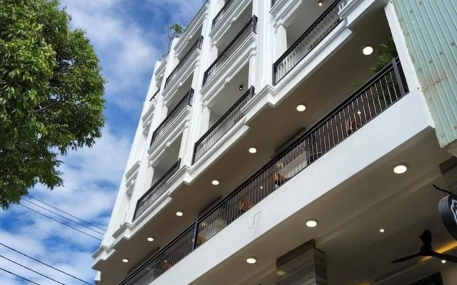 Ngon Avatar Boutique Hotel